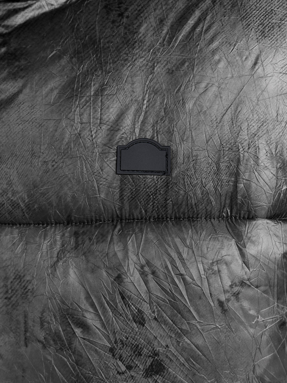 Reternity Wrinkled Puffer Jacket - Deliria Black