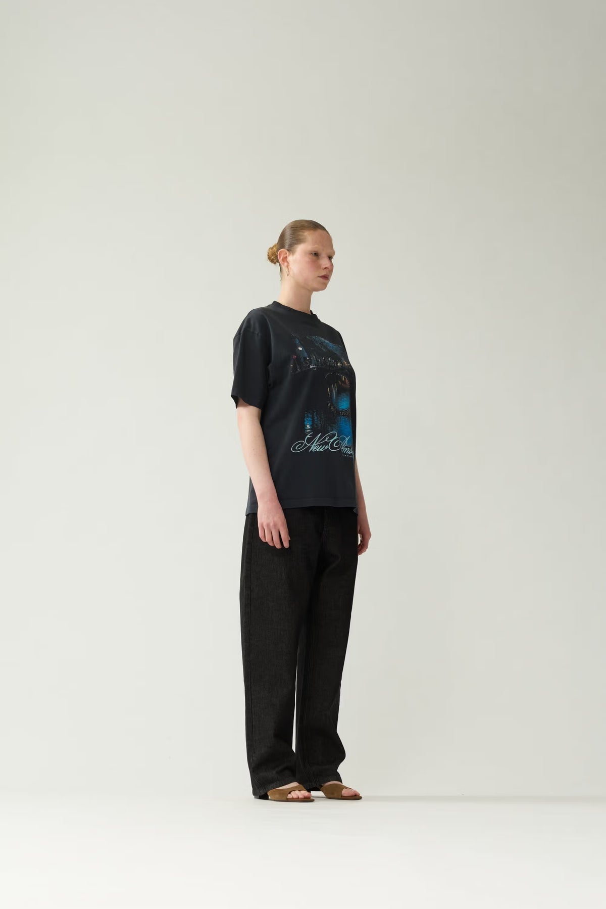 New Amsterdam City Of Water Tee Caviar
