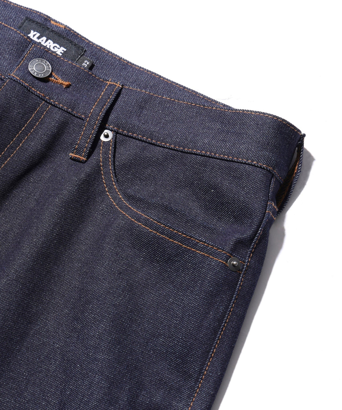 X-Large Label Indigo Jeans