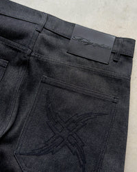 Formy Studio Denim Raw Triple Black