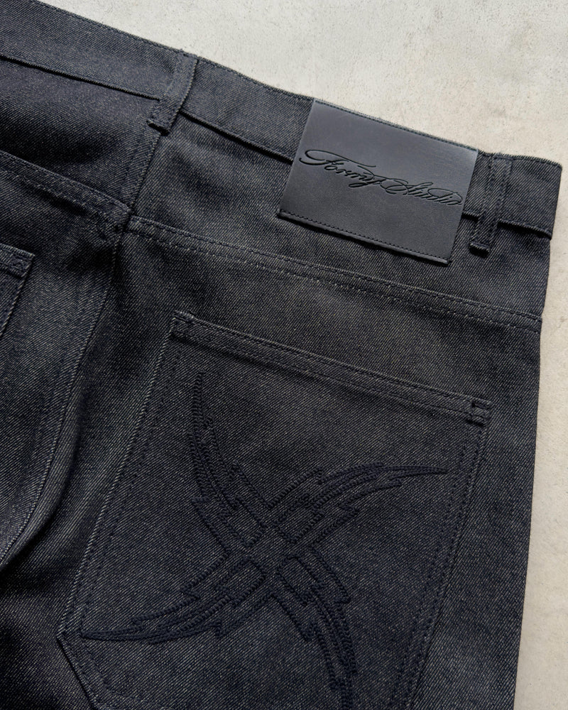 Formy Studio Denim Raw Triple Black