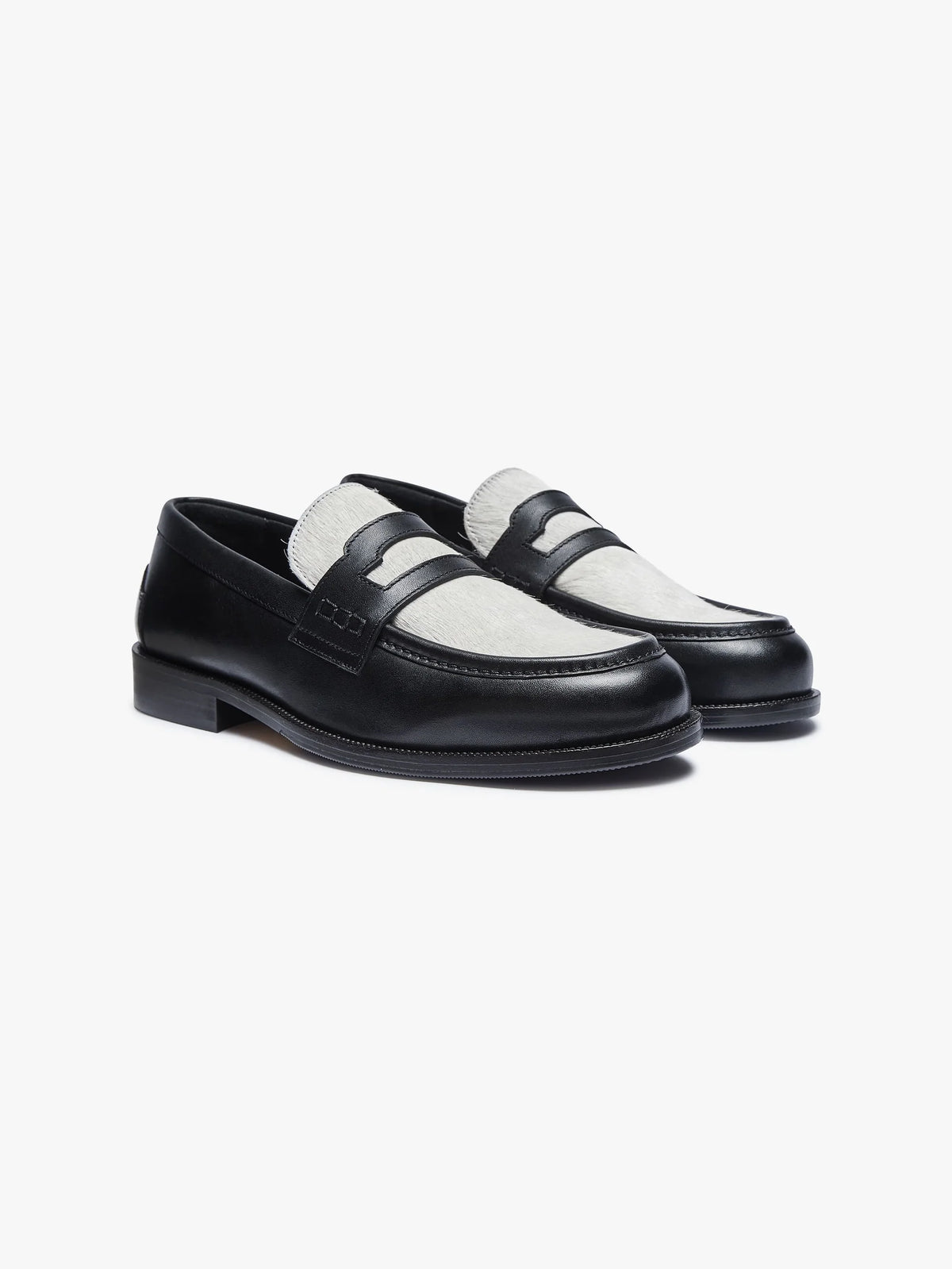 Reternity Le Metropolitan Loafers Black White