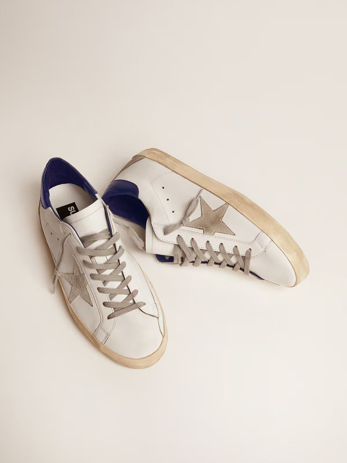 Golden Goose Sneakers Super-Star con talloncino blu e stella in suede
