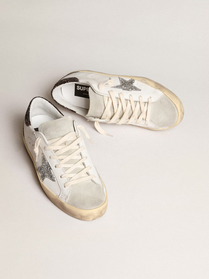 Golden Goose Sneakers Super-Star Donna con stella argento e talloncino in glitter marroni