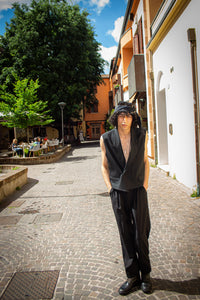 Marsem Giacca Smanicata in Viscosa Black