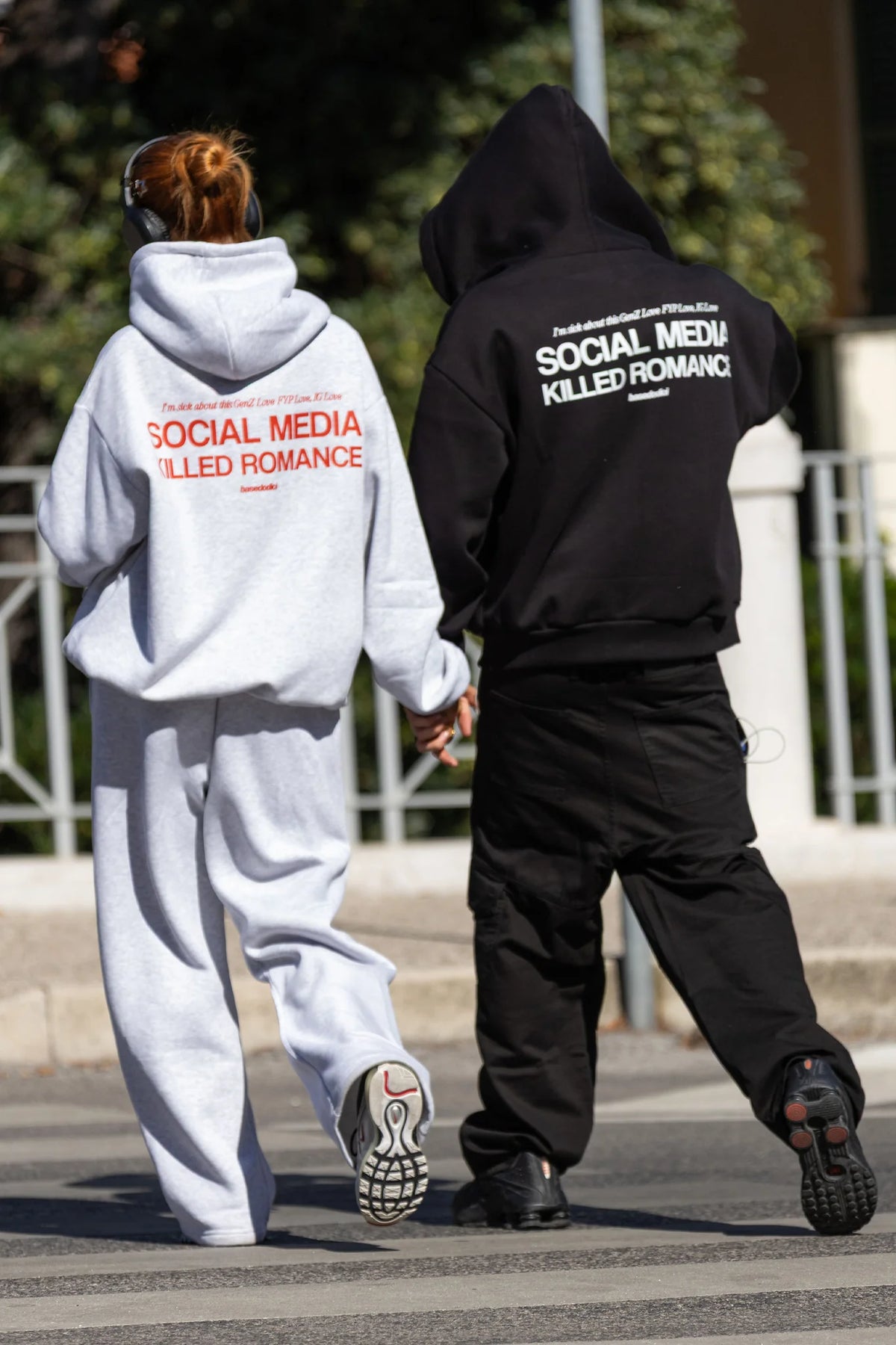 Basedodici Hoodie "Social Media Killed Romance" AshGrey/Red