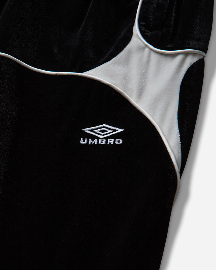 Umbro Velvet Jester Track Pants Black