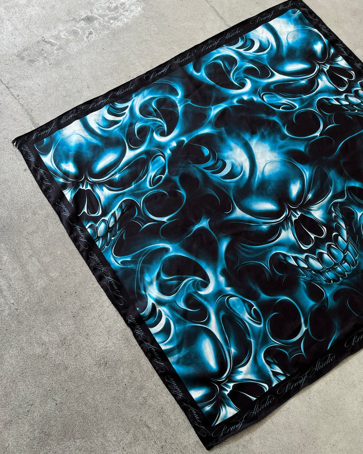 Formy Studio Bandana Abisso