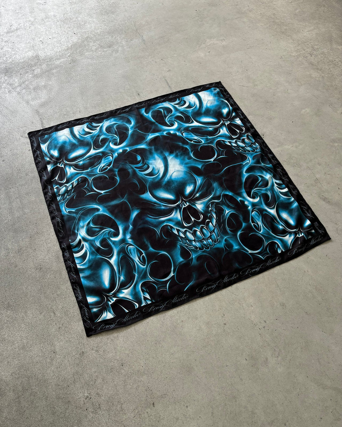 Formy Studio Bandana Abisso