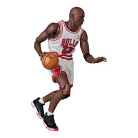 MAFEX Michael Jordan Chicago Bulls Home Action Figure