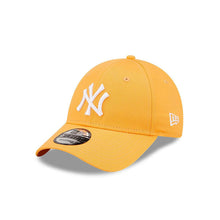 Carica l&#39;immagine nel visualizzatore di Gallery, New Era 9FORTY Baseball Cap New York Yankees Orange
