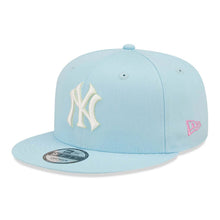 Carica l&#39;immagine nel visualizzatore di Gallery, New Era 9FIFTY Snapback New York Yankees Pastel Azzurro