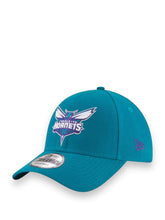 Carica l&#39;immagine nel visualizzatore di Gallery, Cappellino 9FORTY Regolabile Charlotte Hornets The League Azzurro