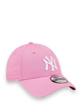 Carica l&#39;immagine nel visualizzatore di Gallery, New Era 9FORTY Baseball Cap New York Yankees Pink