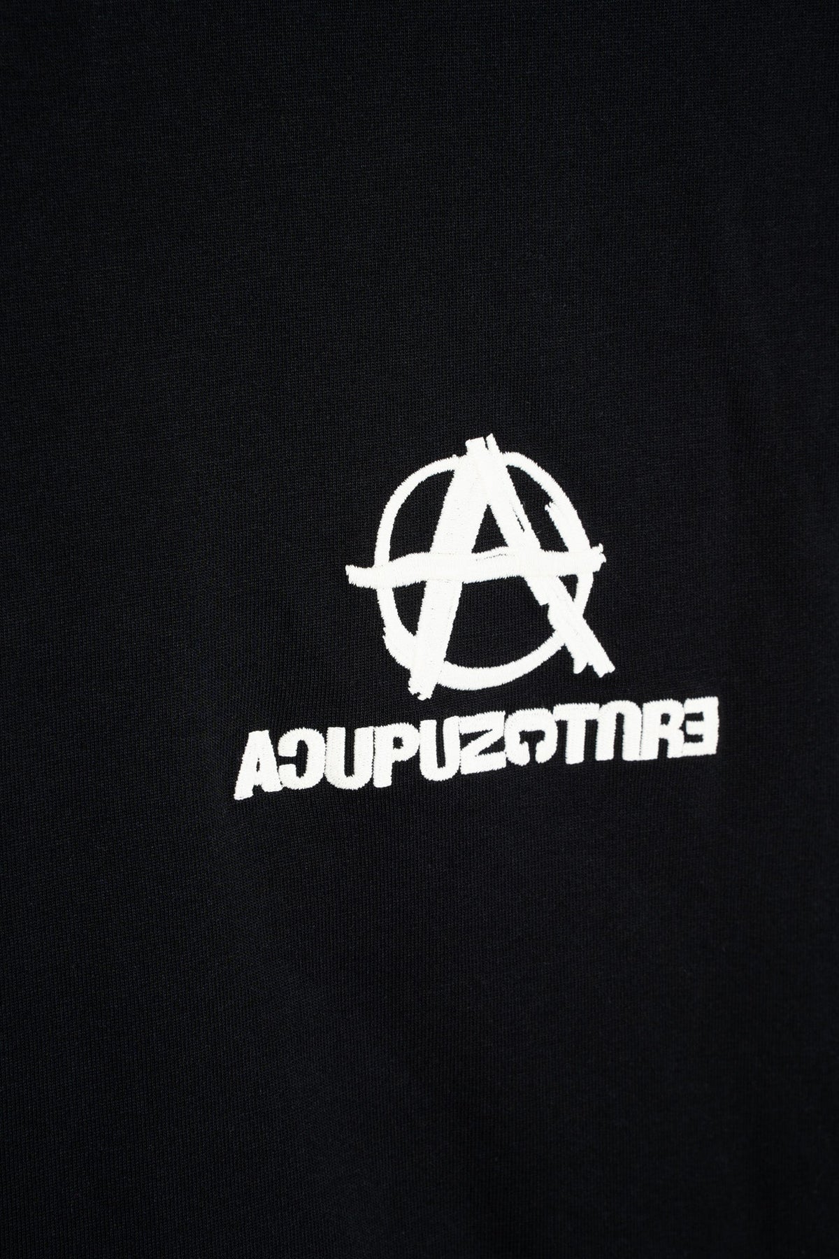 Acupuncture Staggering Tshirt Black