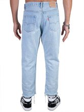 Load image into Gallery viewer, LEVI&#39;S 501 Man Jeans Revisited Light Blue Washed