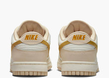 Carica l&#39;immagine nel visualizzatore di Gallery, Nike Dunk Low Phantom Metallic Gold (W)