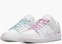 Load image into Gallery viewer, Nike SB Dunk Low Pro Be True