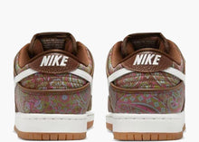 Load image into Gallery viewer, Nike SB Dunk Low Bandana Paisley Brown