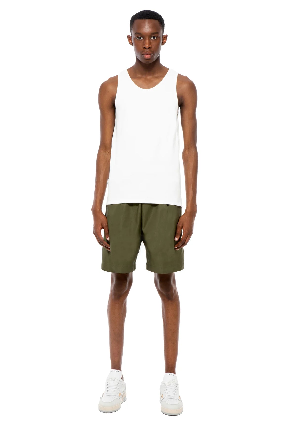 Family First Chino Short Worker Green