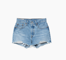 Load image into Gallery viewer, LEVIS 501 Short Donna Jeans Light Blue