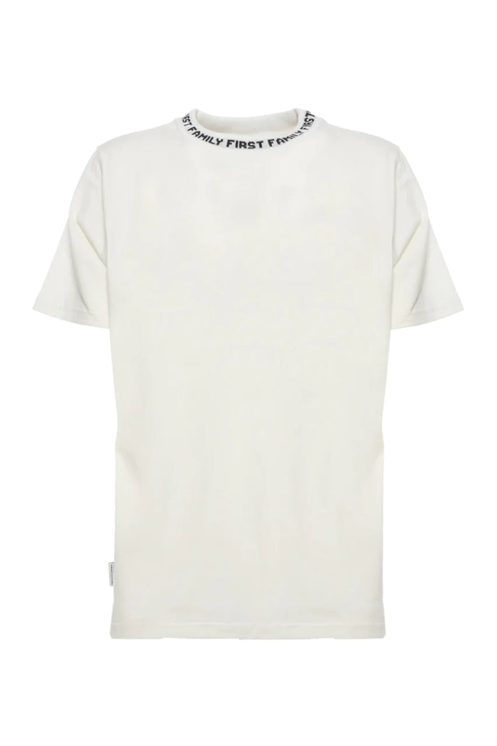Family First Tshirt Collar White