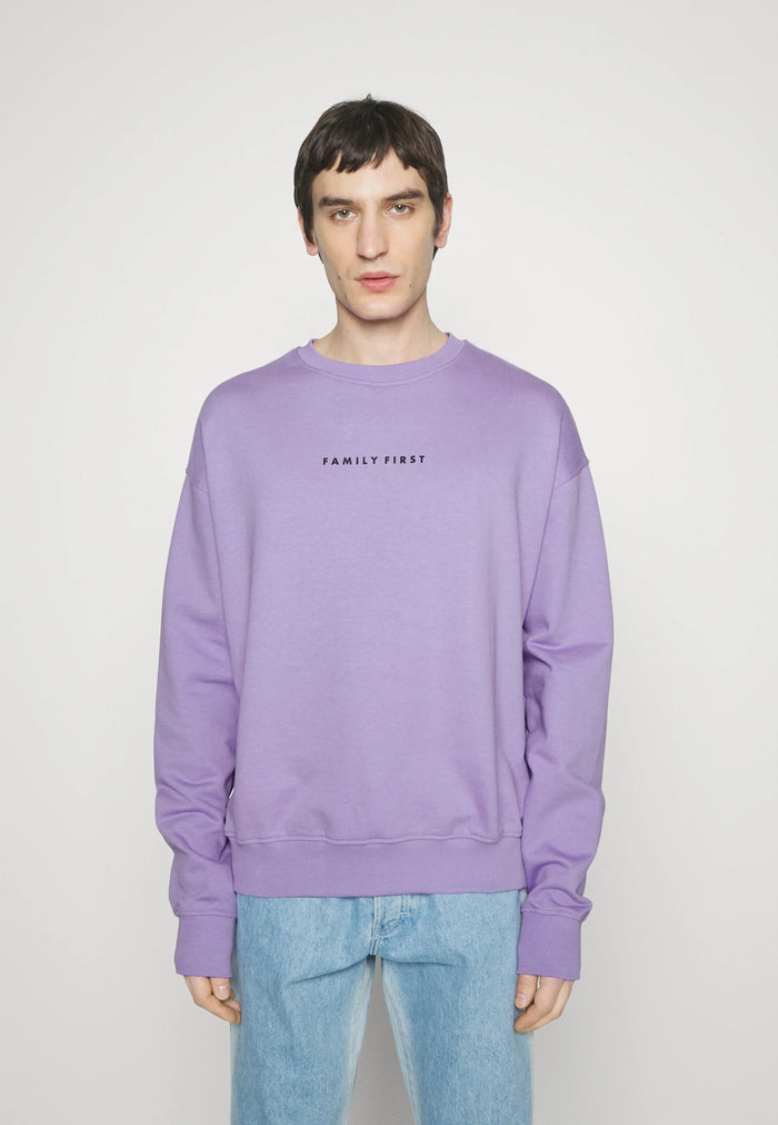 Family First Box Logo Crewneck Light Violet