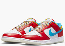 Carica l&#39;immagine nel visualizzatore di Gallery, Nike Dunk Low QS LeBron James Fruity Pebbles