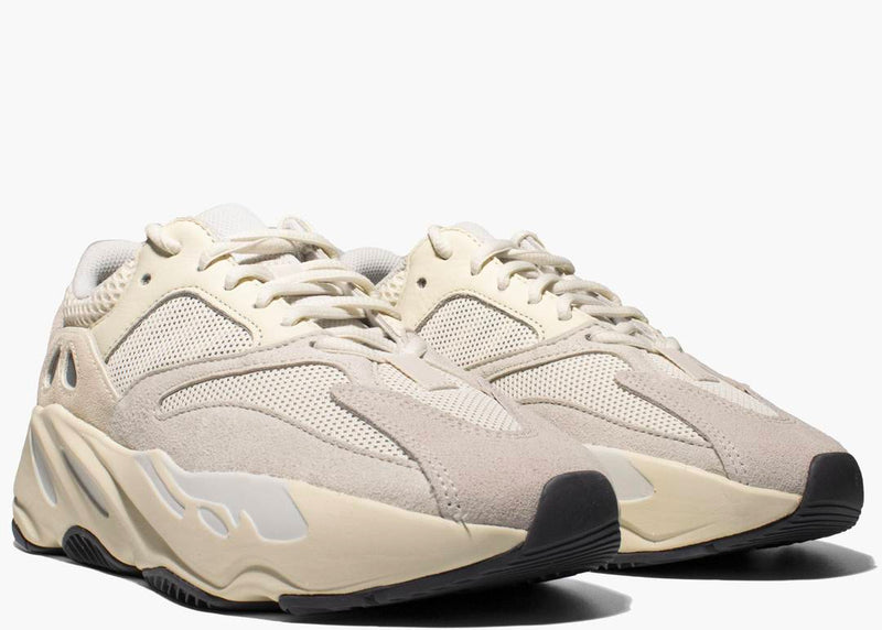 Collection Yeezy Adidas Nuove Sneakers Yeezy Adidas Yeezy 700