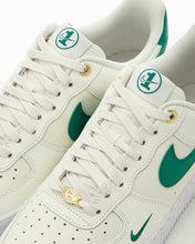 Load image into Gallery viewer, Nike Women&#39;s Air Force 1 &#39;07 SE 40th Anniversary &quot;Malachite&quot;