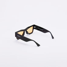 Carica l&#39;immagine nel visualizzatore di Gallery, Savachi Sunglasses Reven Black/Sandstone